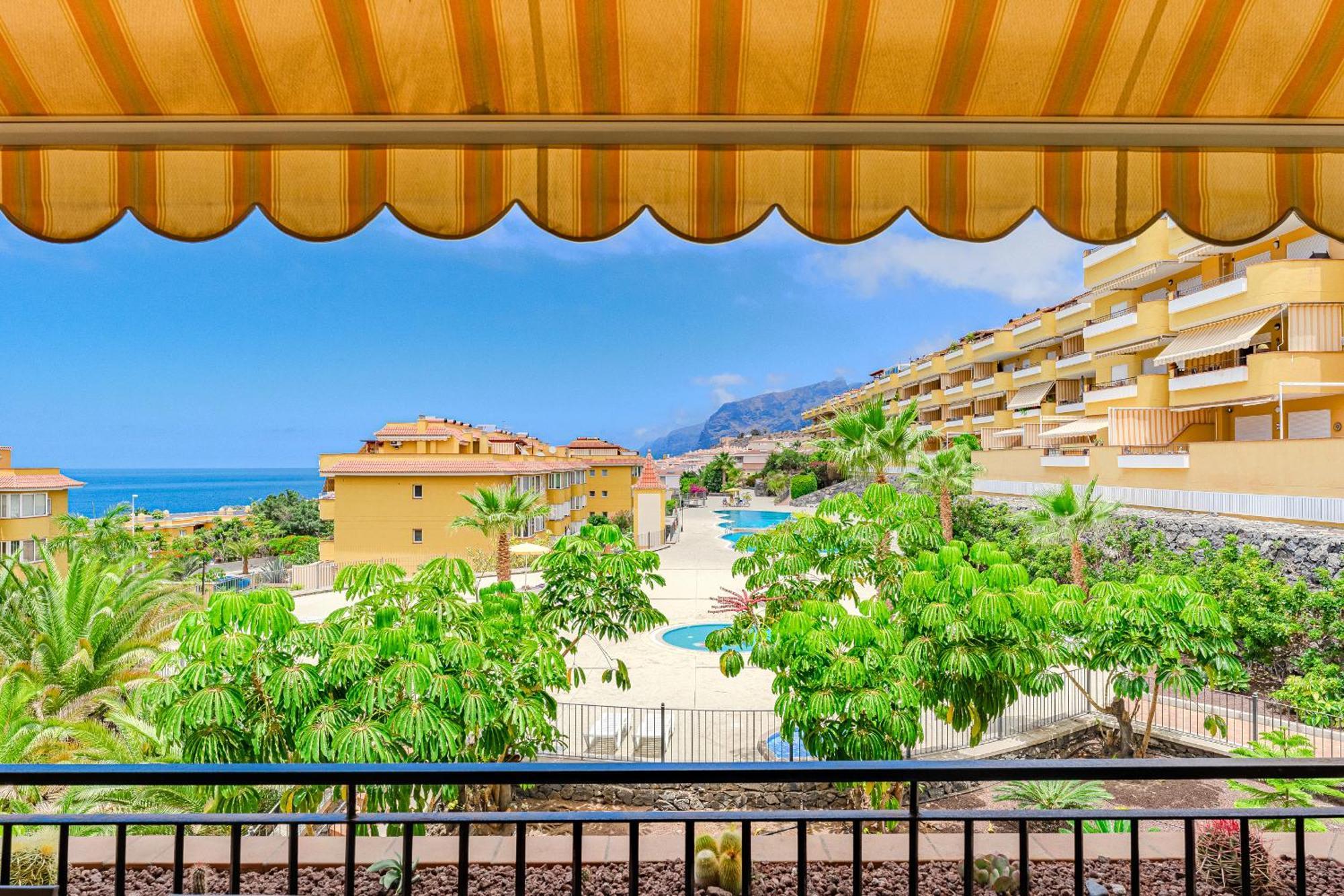 Tenerife Dream 003 Puerto de Santiago  Exteriör bild